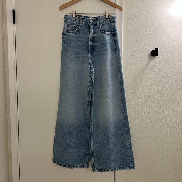 Ganni Soft Light Blue Wide-Leg Jeans - Picture 4 of 5